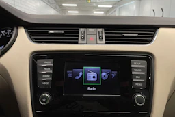 sininen Skoda Octavia 2013 kuva 14.