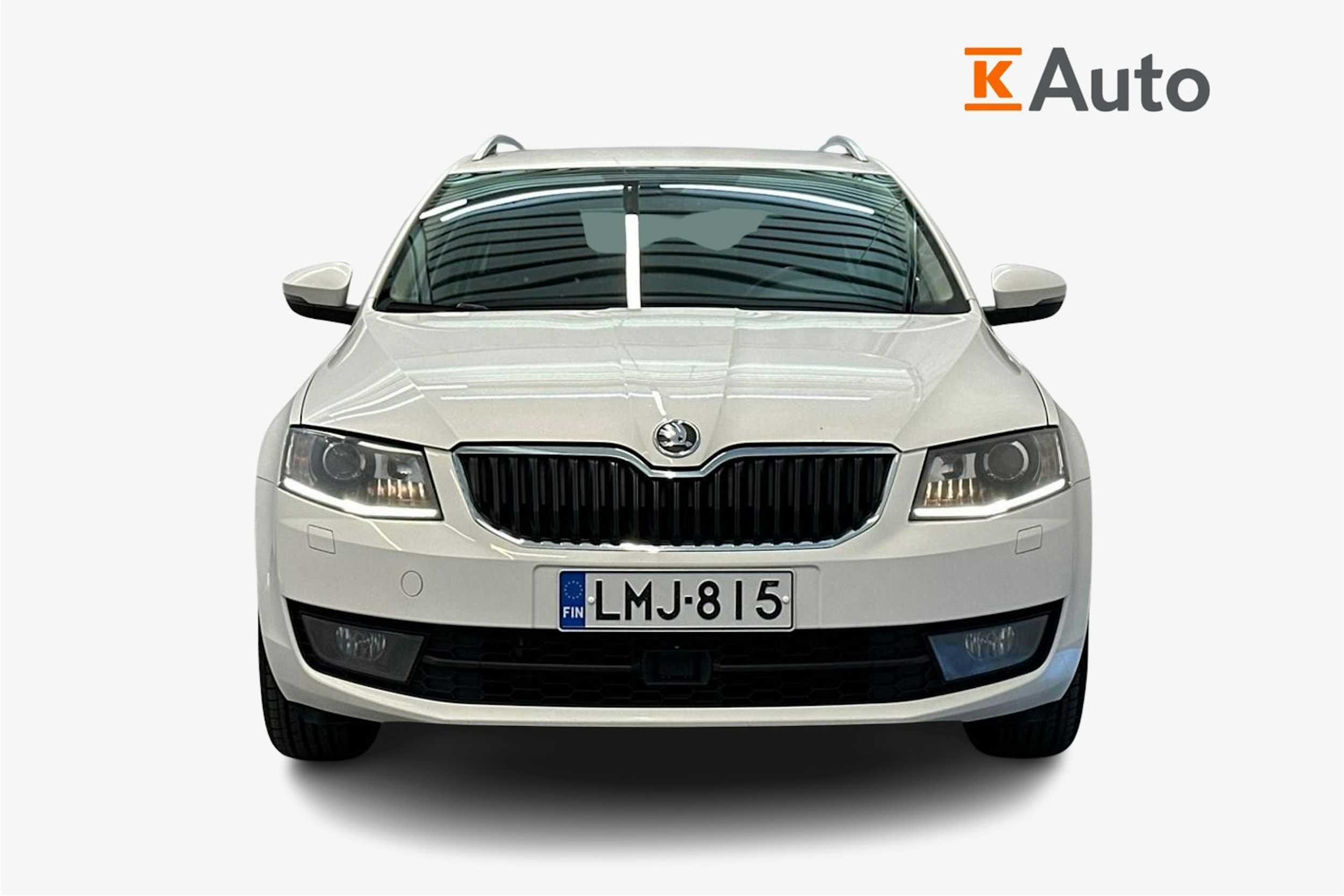 Valkoinen Skoda OCTAVIA 2014 kuva 5.
