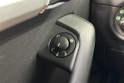 punainen Skoda Octavia 2014 kuva 22.