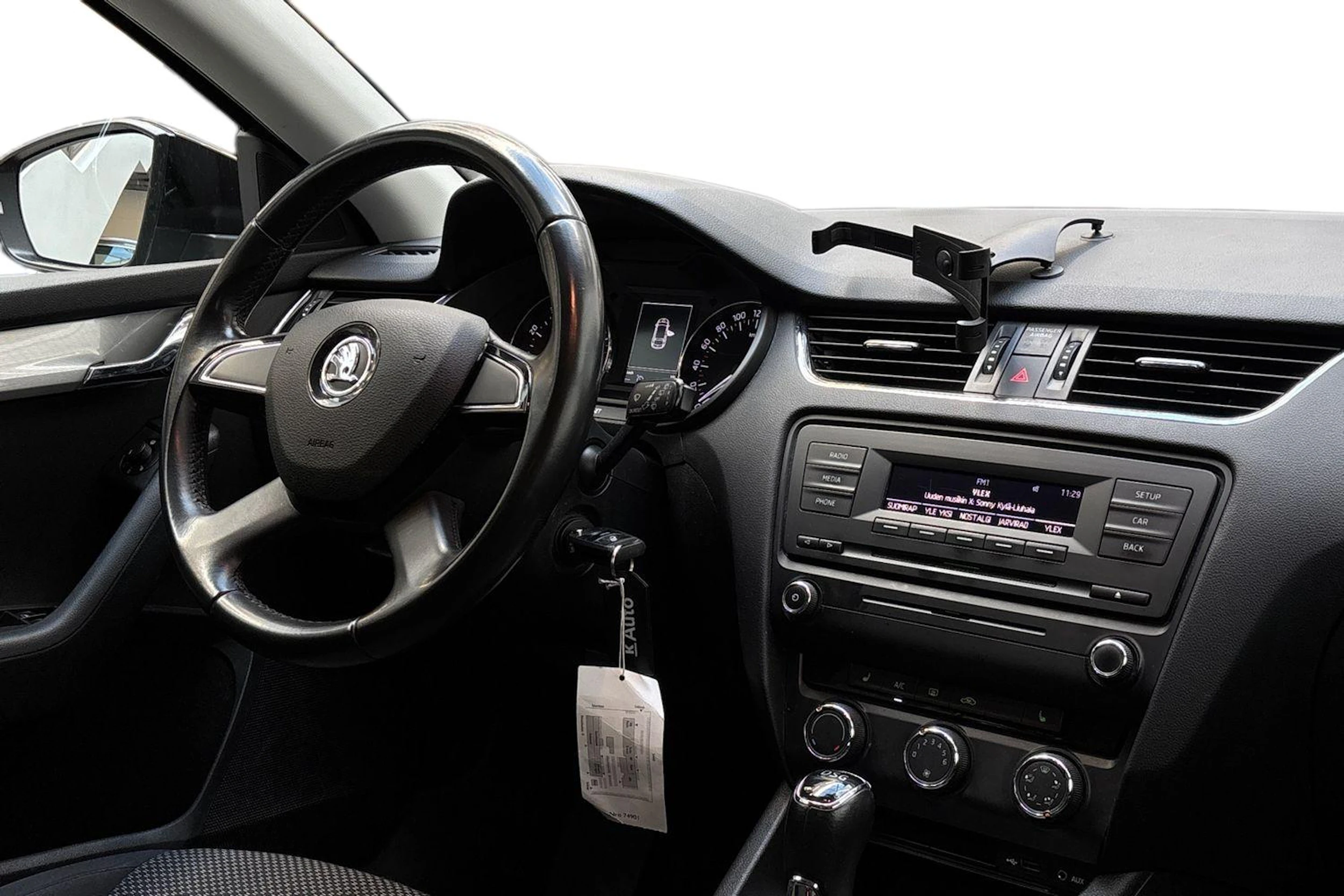 musta Skoda Octavia 2014 kuva 7.