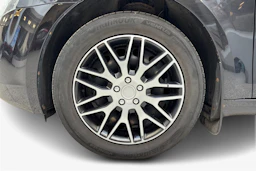 musta Skoda Octavia 2014 kuva 9.