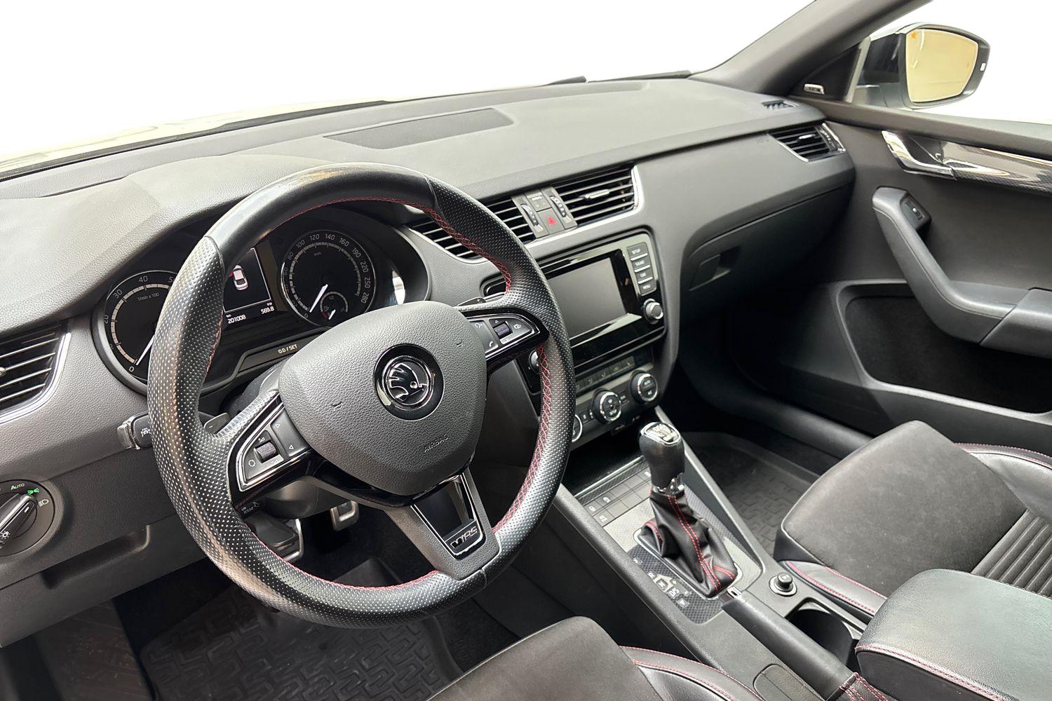 Skoda Octavia 2,0 TSI RS DSG Autom. 2014, kuva 6/27