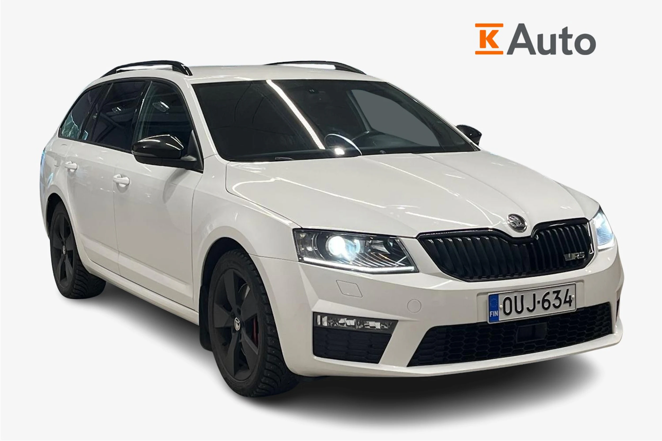 valkoinen Skoda Octavia 2014 kuva 1.