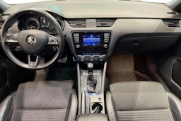 valkoinen Skoda Octavia 2014 kuva 9.