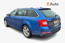 sininen Skoda Octavia 2014 kuva 2.