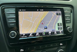 ruskea (beige) Skoda Octavia 2014 kuva 18.