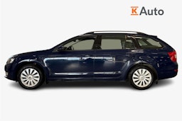 sininen Skoda Octavia 2014 kuva 6.