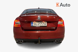 punainen Skoda Octavia 2014 kuva 3.