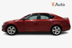 punainen Skoda Octavia 2014 kuva 5.