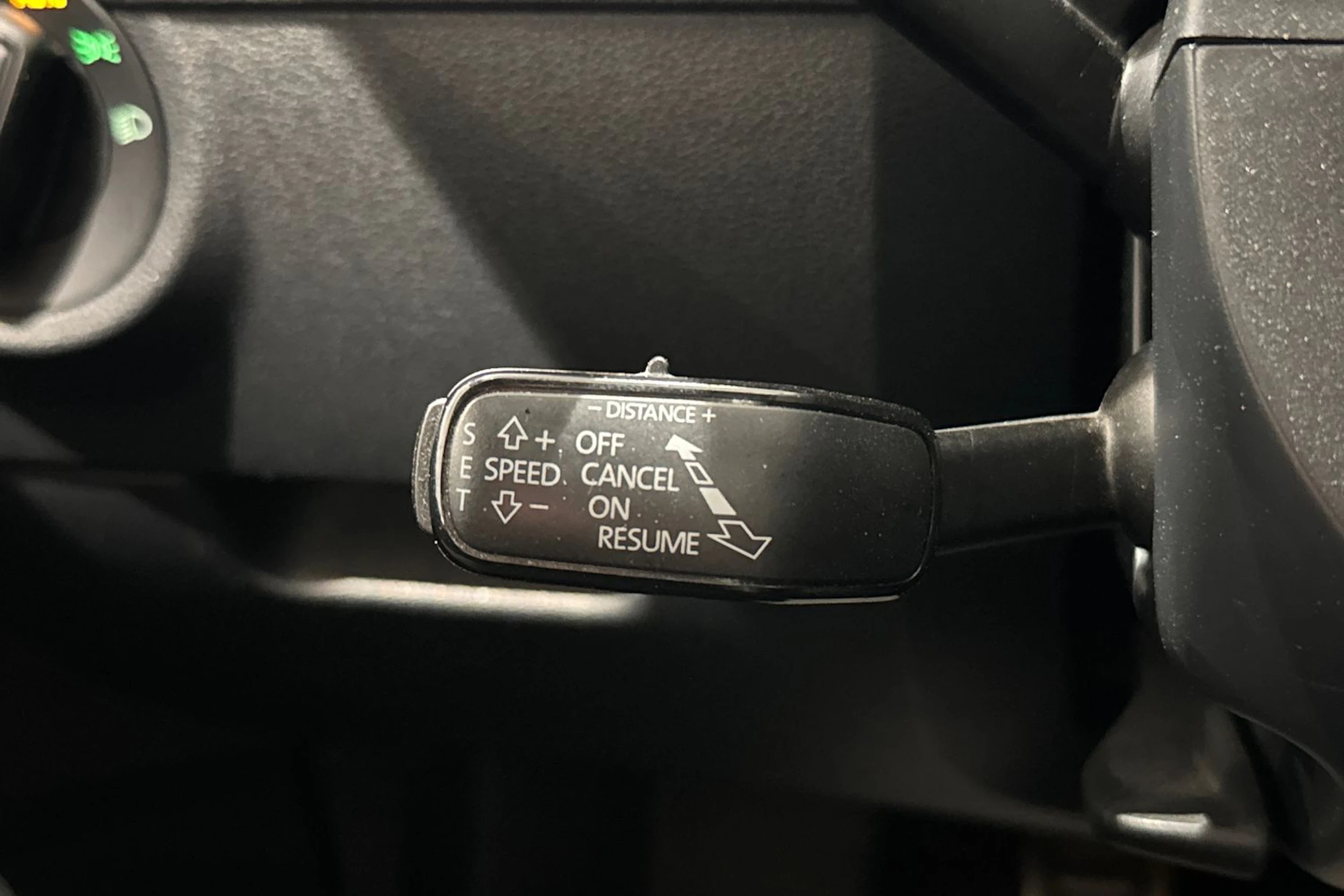 punainen Skoda Octavia 2014 kuva 22.