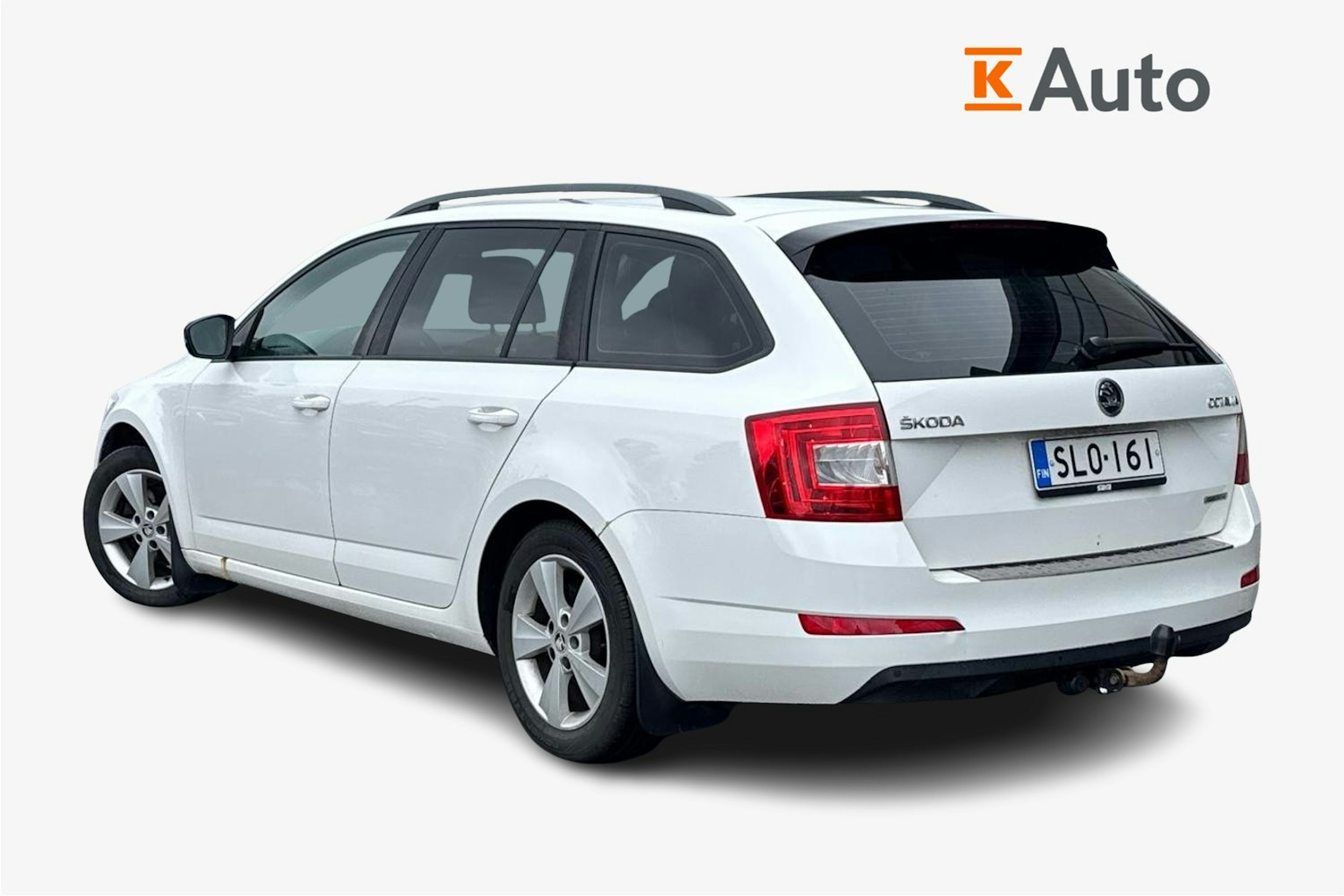 valkoinen Skoda Octavia 2014 kuva 2.