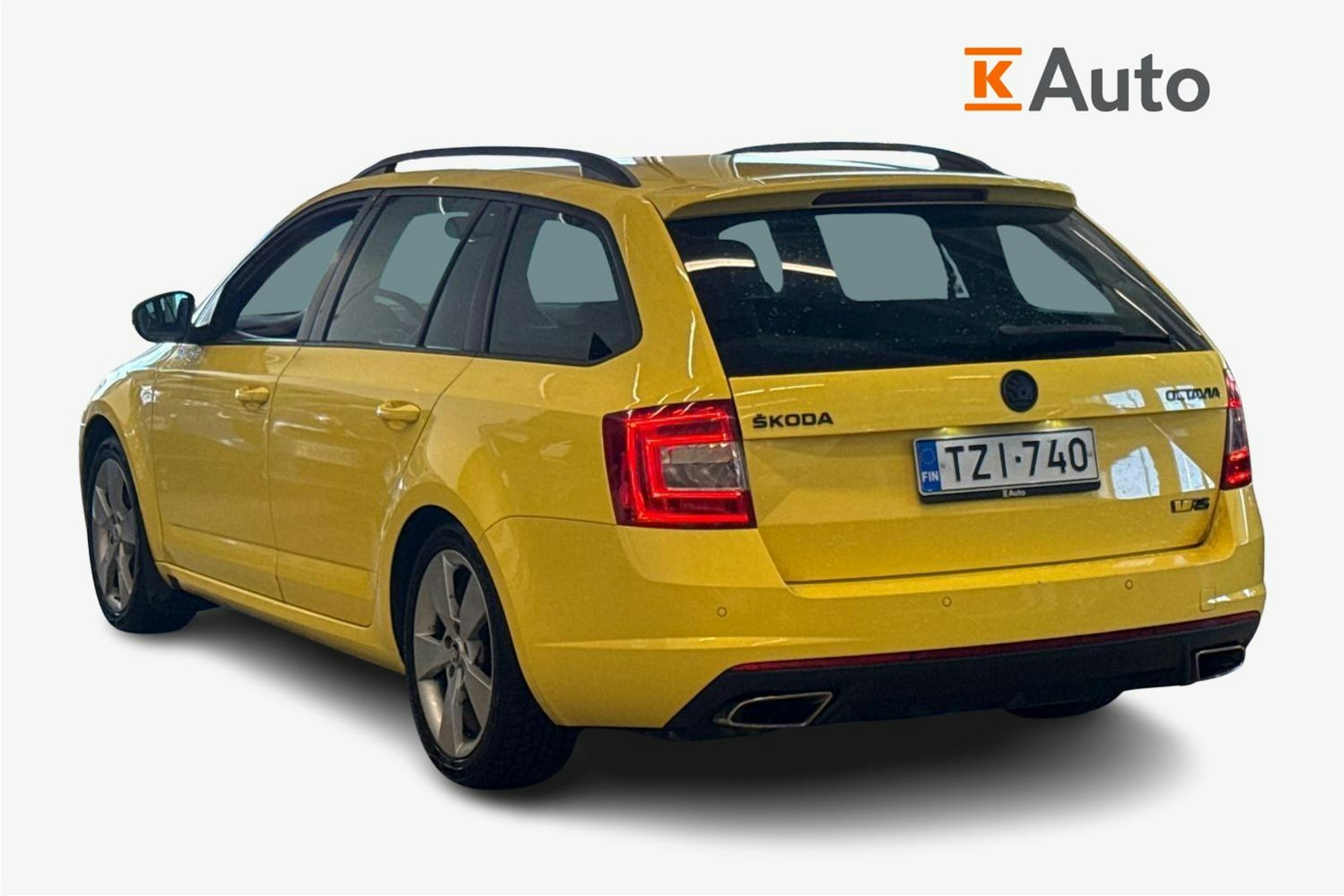 keltainen Skoda Octavia 2014 kuva 2.