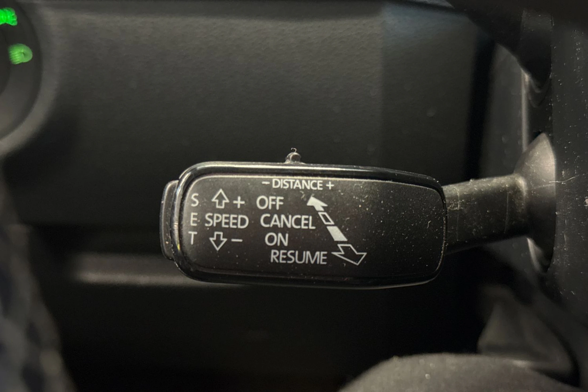 keltainen Skoda Octavia 2014 kuva 21.