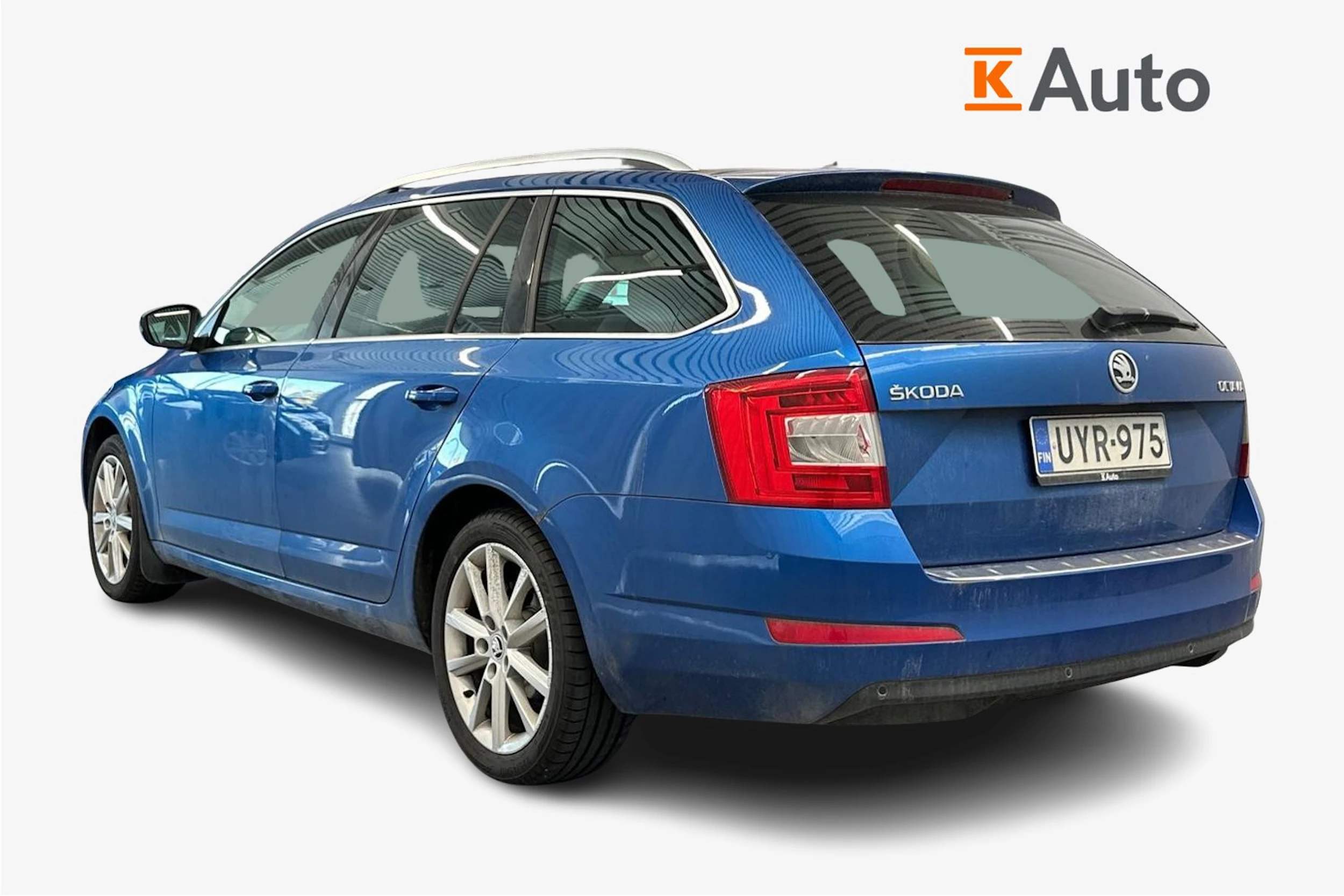 sininen Skoda Octavia 2014 kuva 2.