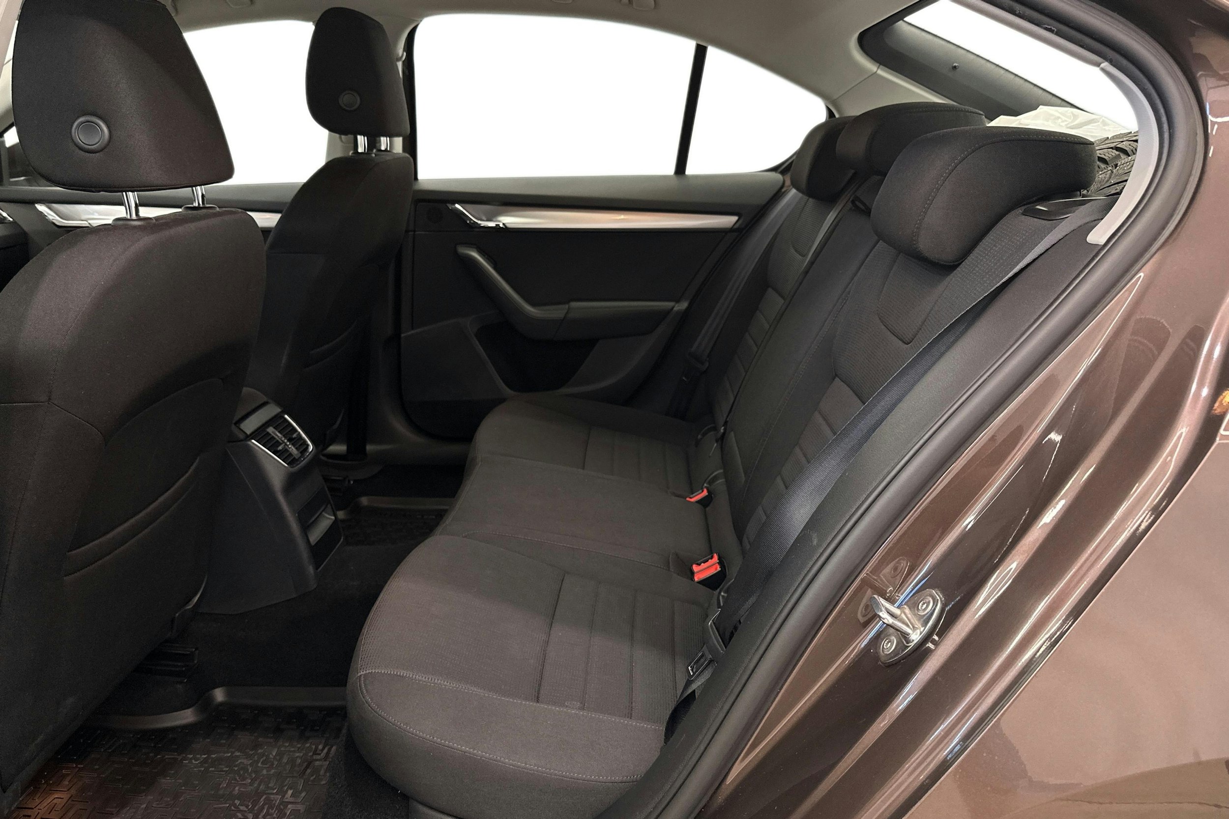 met. ruskea (beige) Skoda Octavia 2014 kuva 10.