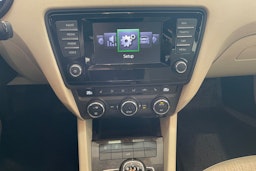 Sininen Skoda OCTAVIA 2014 kuva 20.