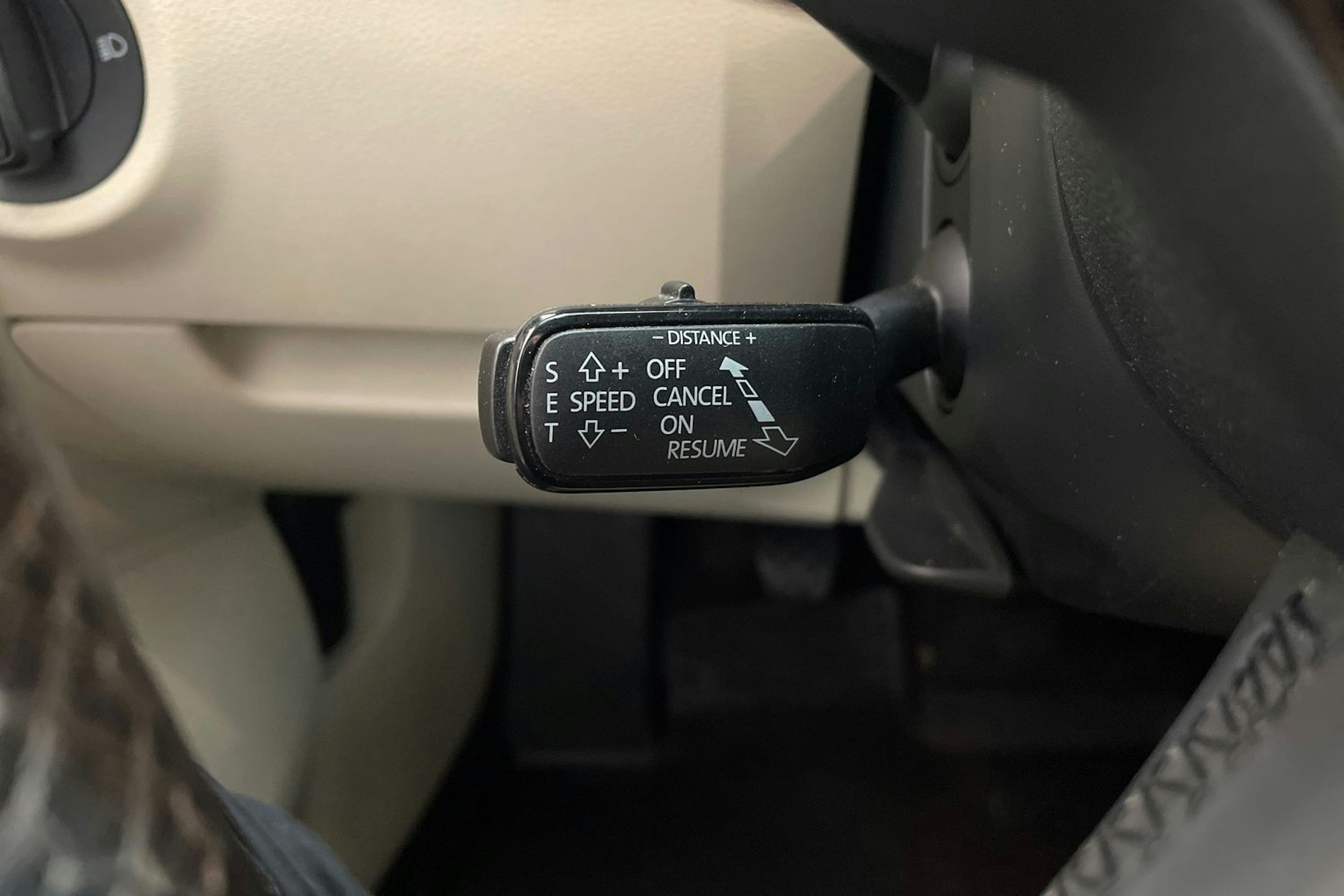Sininen Skoda OCTAVIA 2014 kuva 26.