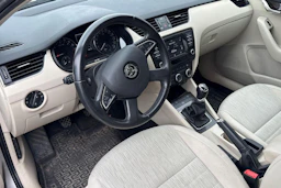 Ruskea (beige) Skoda OCTAVIA 2014 kuva 3.