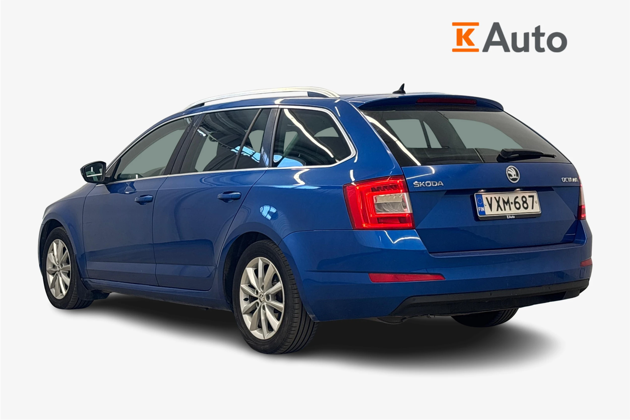 sininen Skoda Octavia 2014 kuva 3.