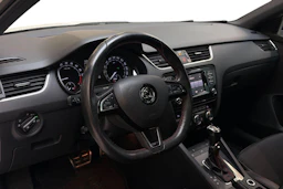 valkoinen Skoda Octavia 2015 kuva 6.
