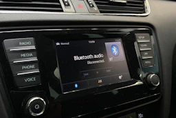 valkoinen Skoda Octavia 2015 kuva 18.