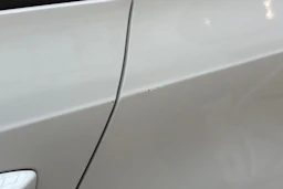 valkoinen Skoda Octavia 2015 kuva 38.
