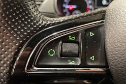 musta Skoda Octavia 2014 kuva 17.