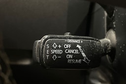 musta Skoda Octavia 2014 kuva 18.