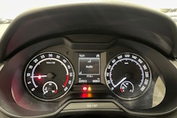 musta Skoda Octavia 2014 kuva 19.