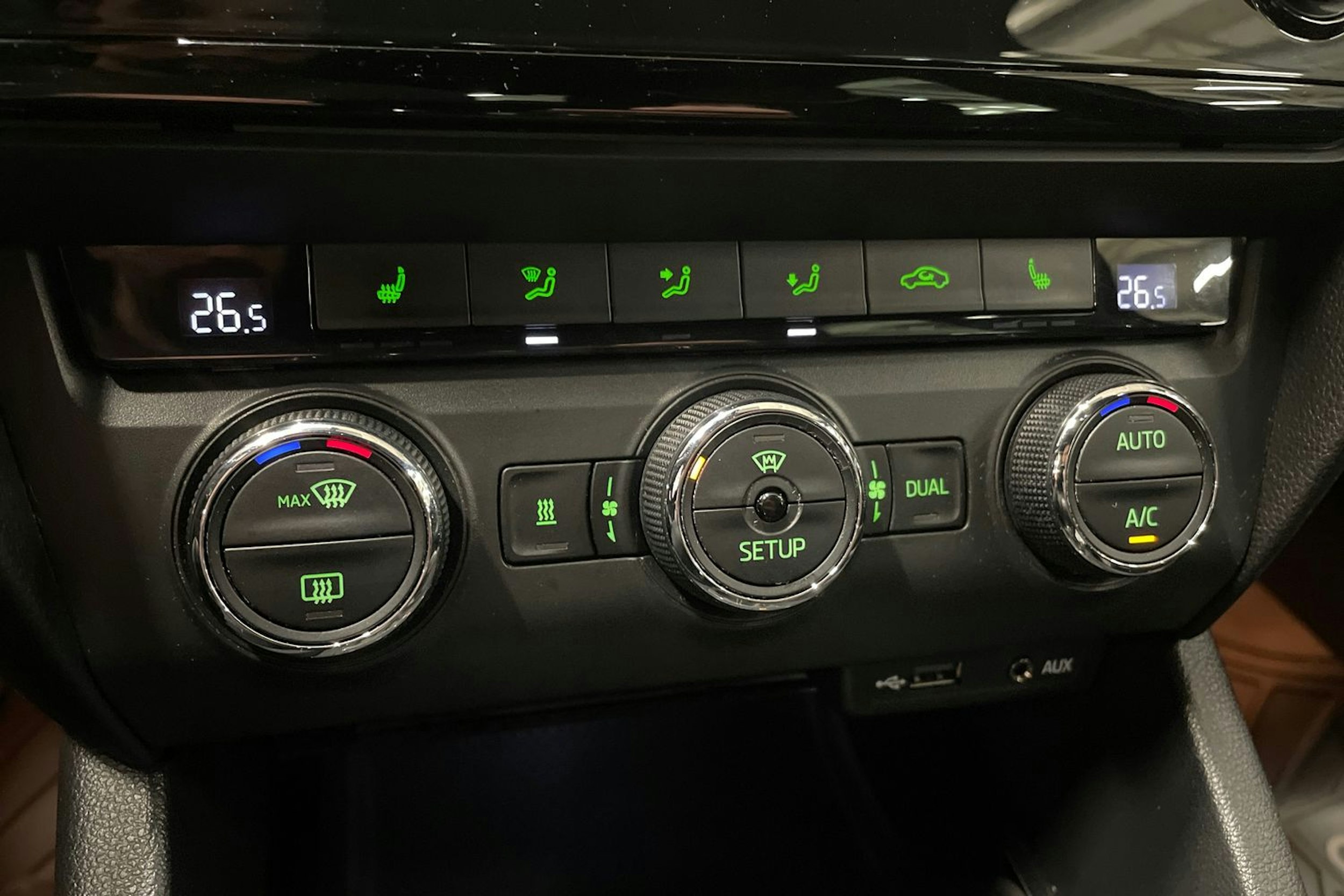 musta Skoda Octavia 2014 kuva 29.