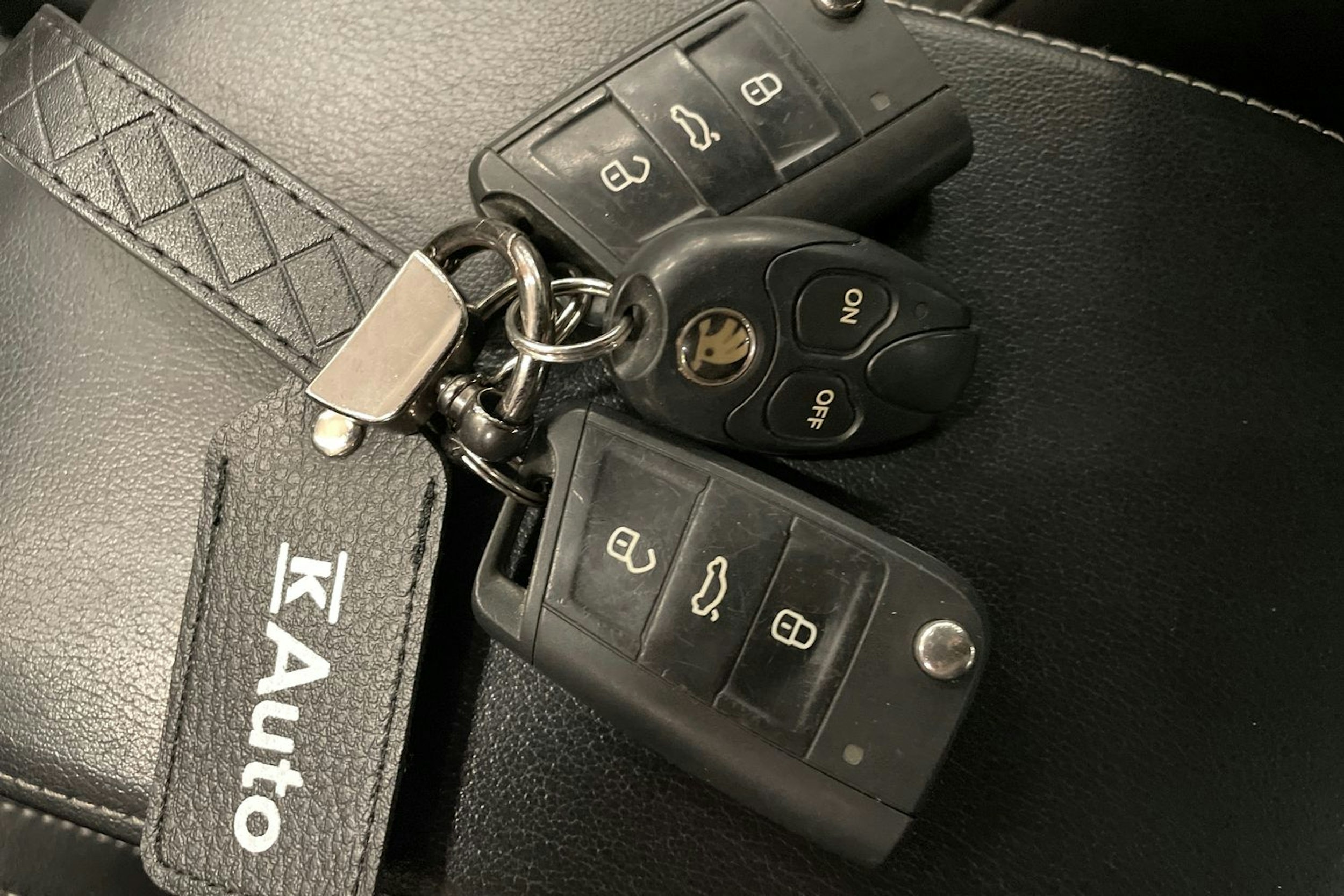 musta Skoda Octavia 2014 kuva 31.