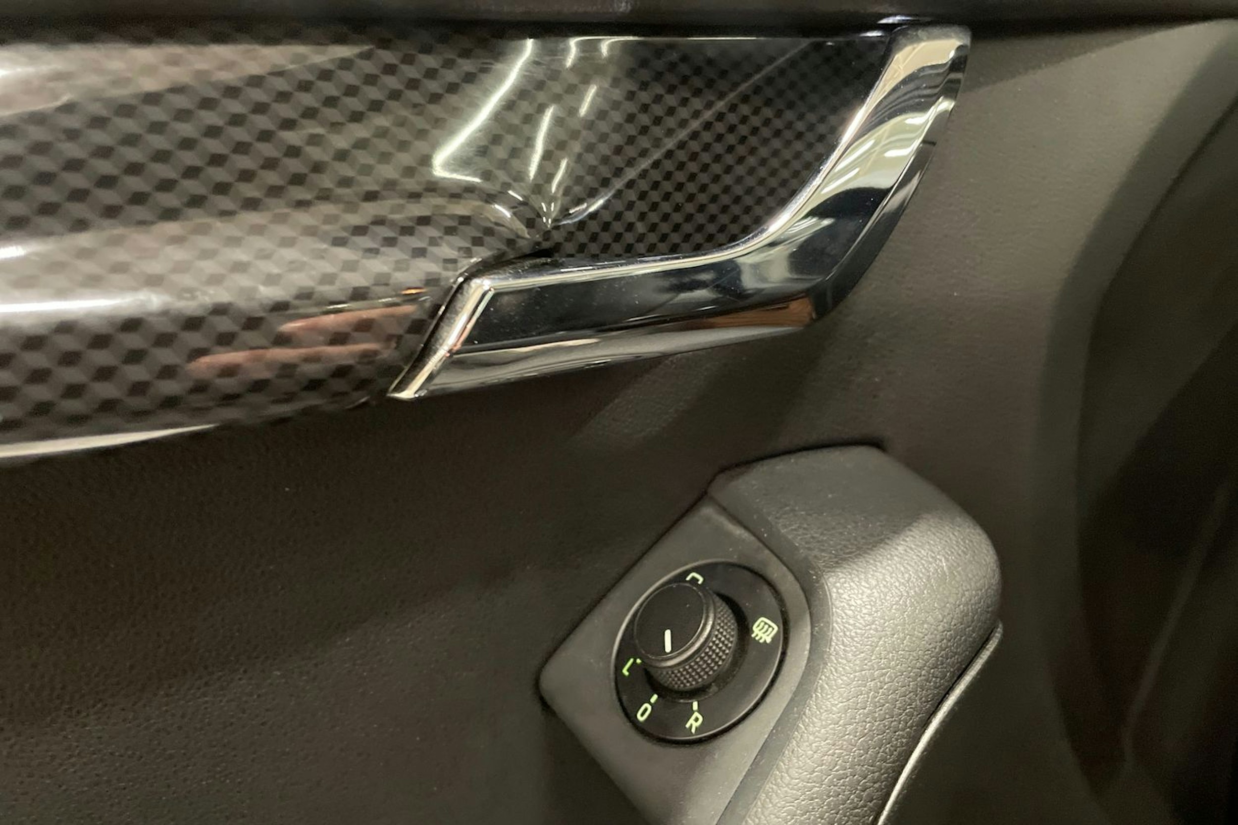 musta Skoda Octavia 2014 kuva 33.