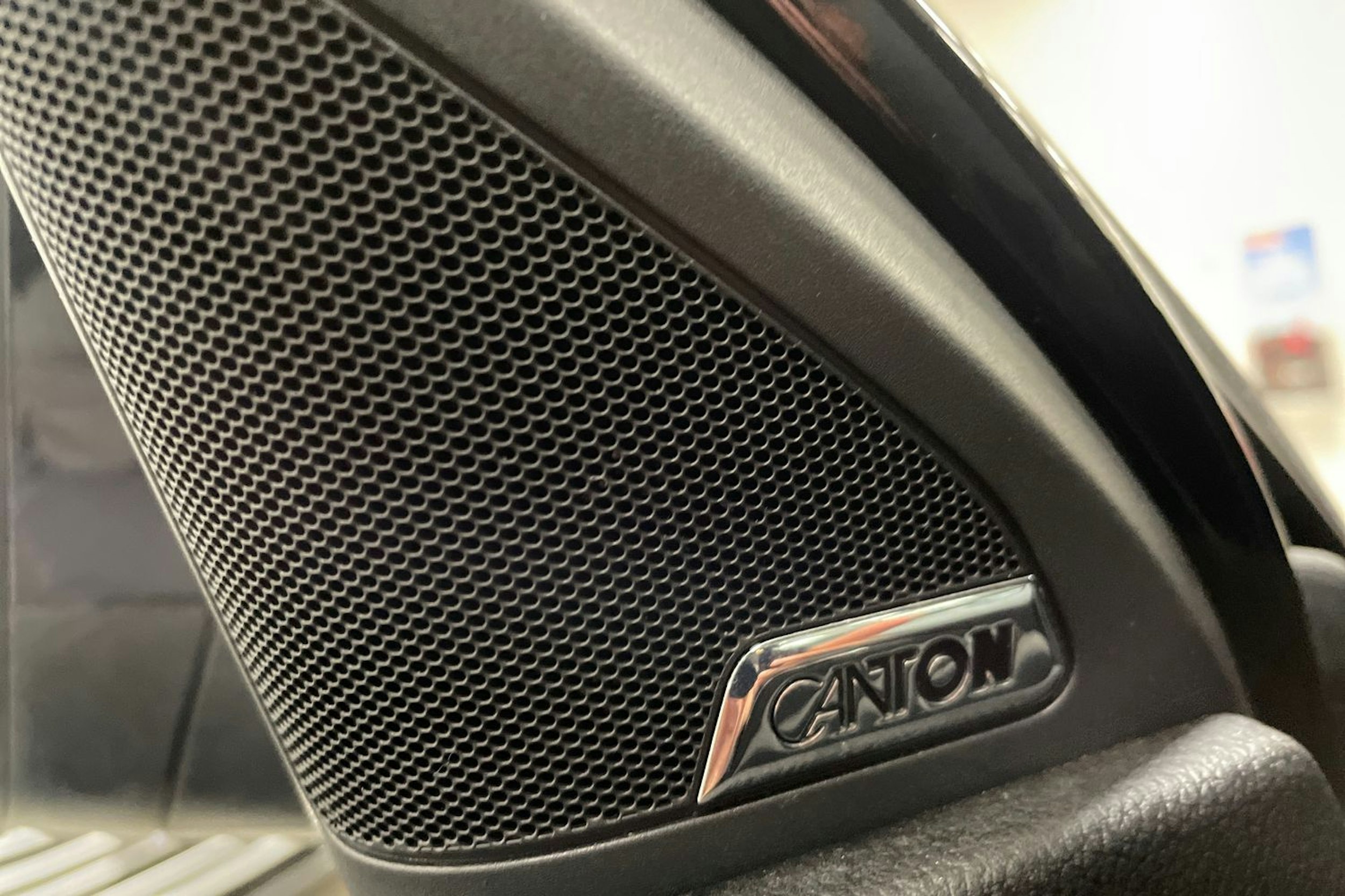 musta Skoda Octavia 2014 kuva 34.