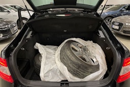 musta Skoda Octavia 2014 kuva 35.