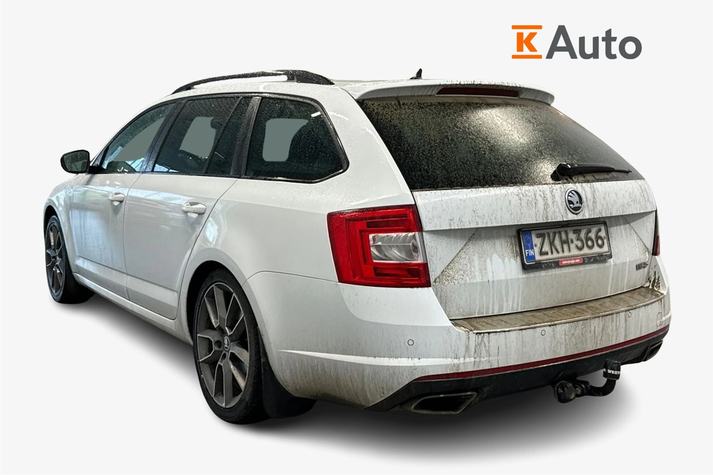 valkoinen Skoda Octavia 2014 kuva 2.