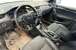 valkoinen Skoda Octavia 2014 kuva 3.