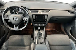 valkoinen Skoda Octavia 2014 kuva 9.