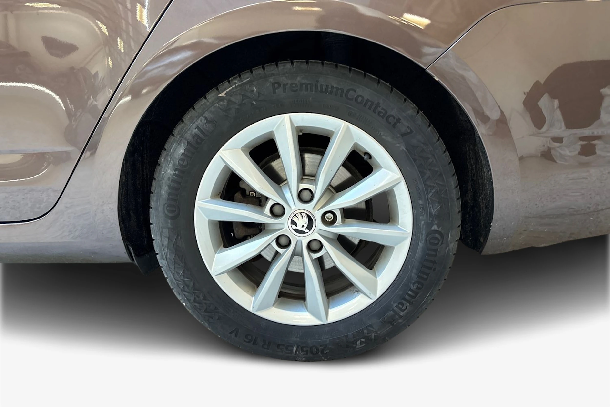 ruskea (beige) Skoda Octavia 2014 kuva 9.