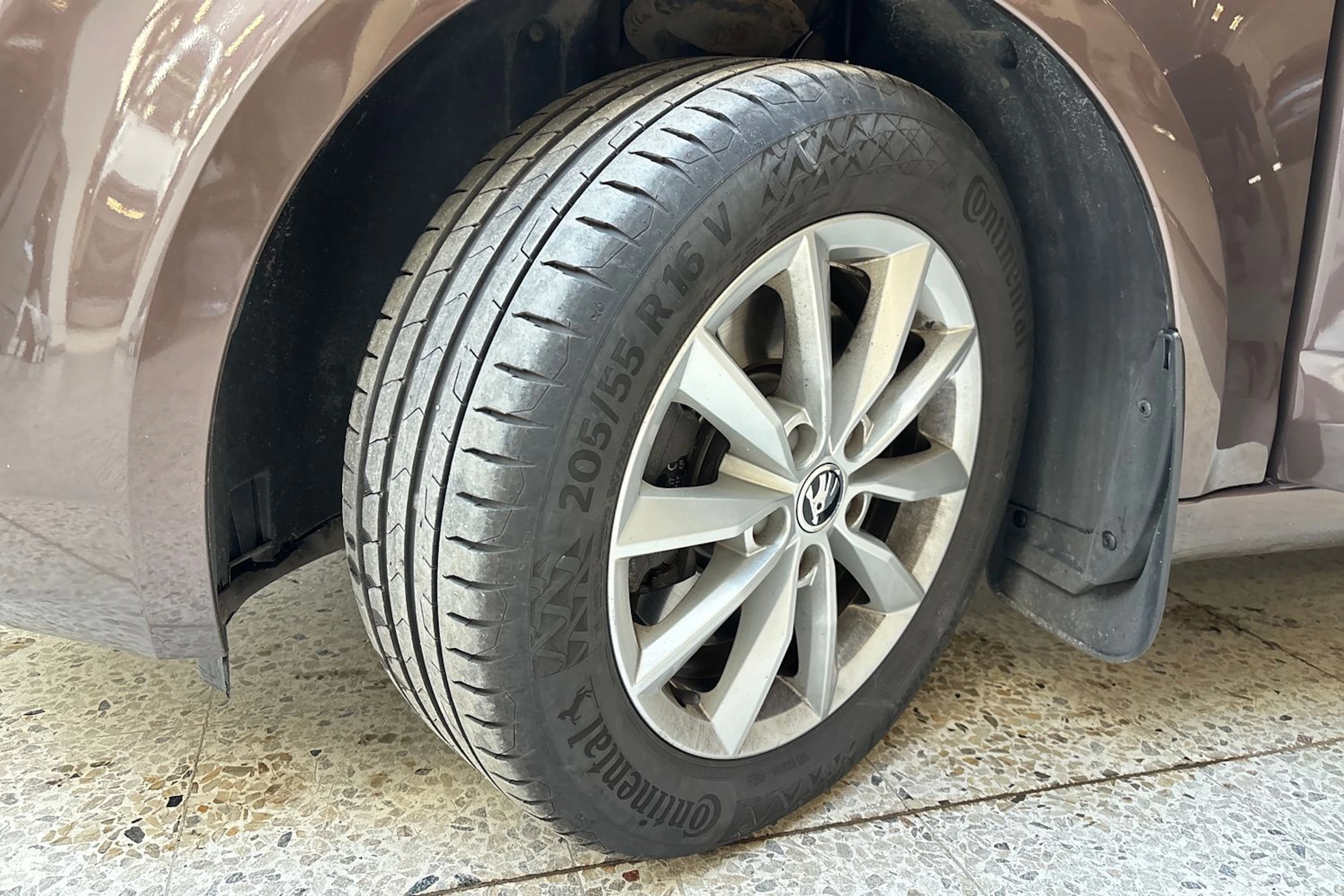 ruskea (beige) Skoda Octavia 2014 kuva 10.
