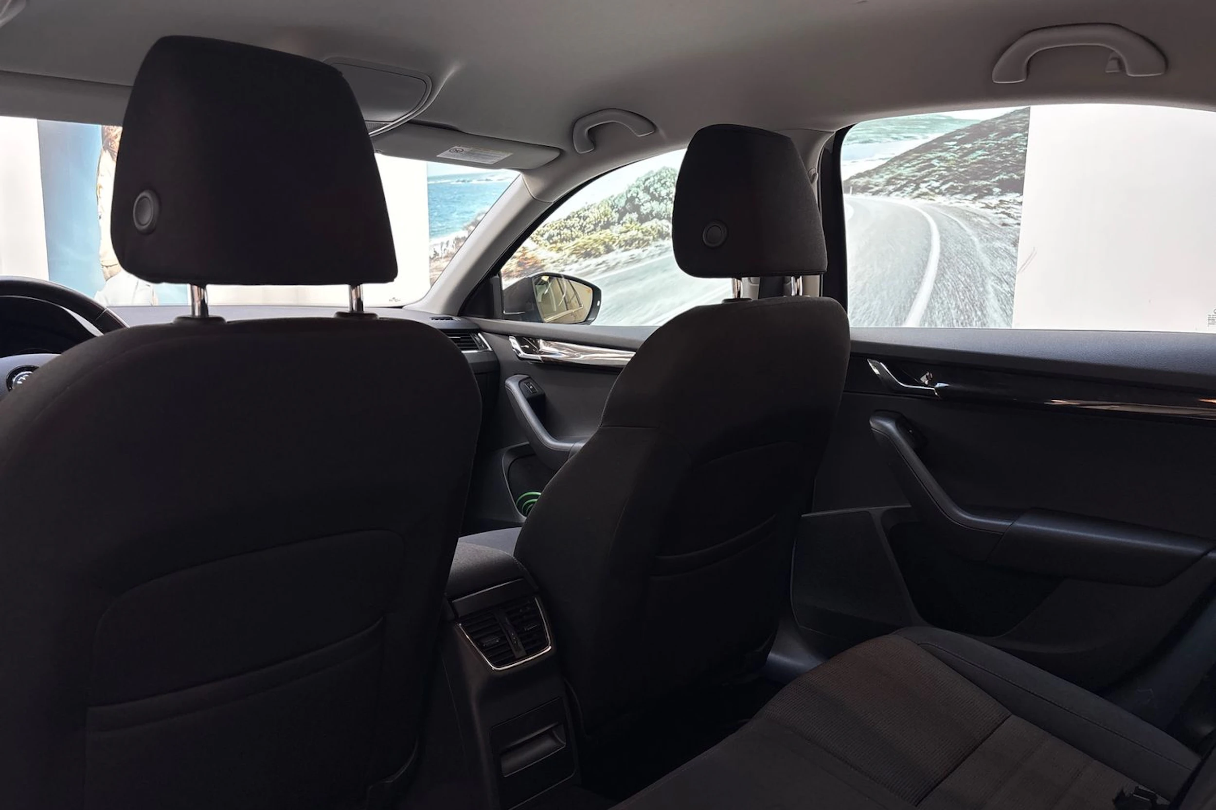 ruskea (beige) Skoda Octavia 2014 kuva 13.