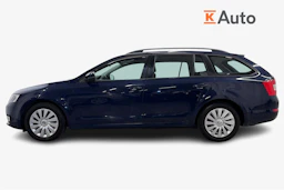 sininen Skoda Octavia 2015 kuva 5.