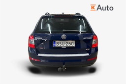 sininen Skoda Octavia 2015 kuva 3.
