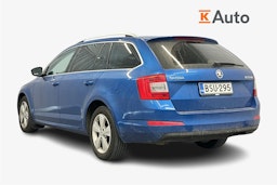 sininen Skoda Octavia 2015 kuva 2.