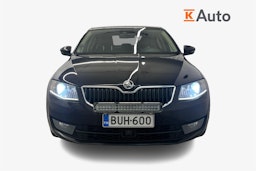 Musta Skoda OCTAVIA 2015 kuva 4.