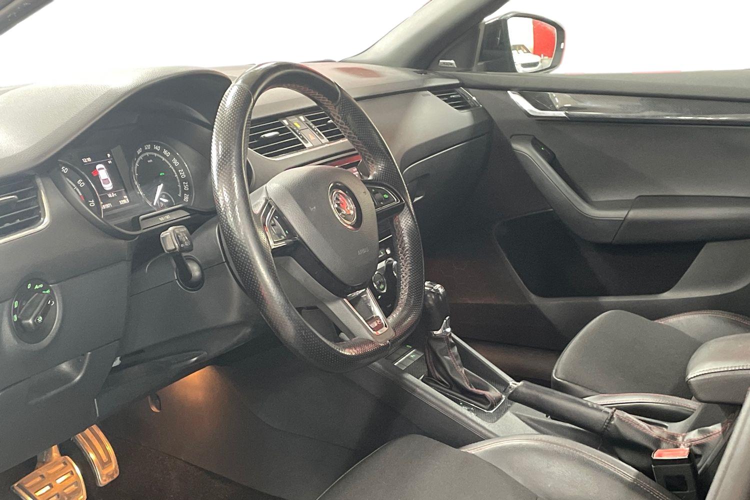 Skoda Octavia 2,0 TSI RS DSG Autom. 2015, kuva 6/23