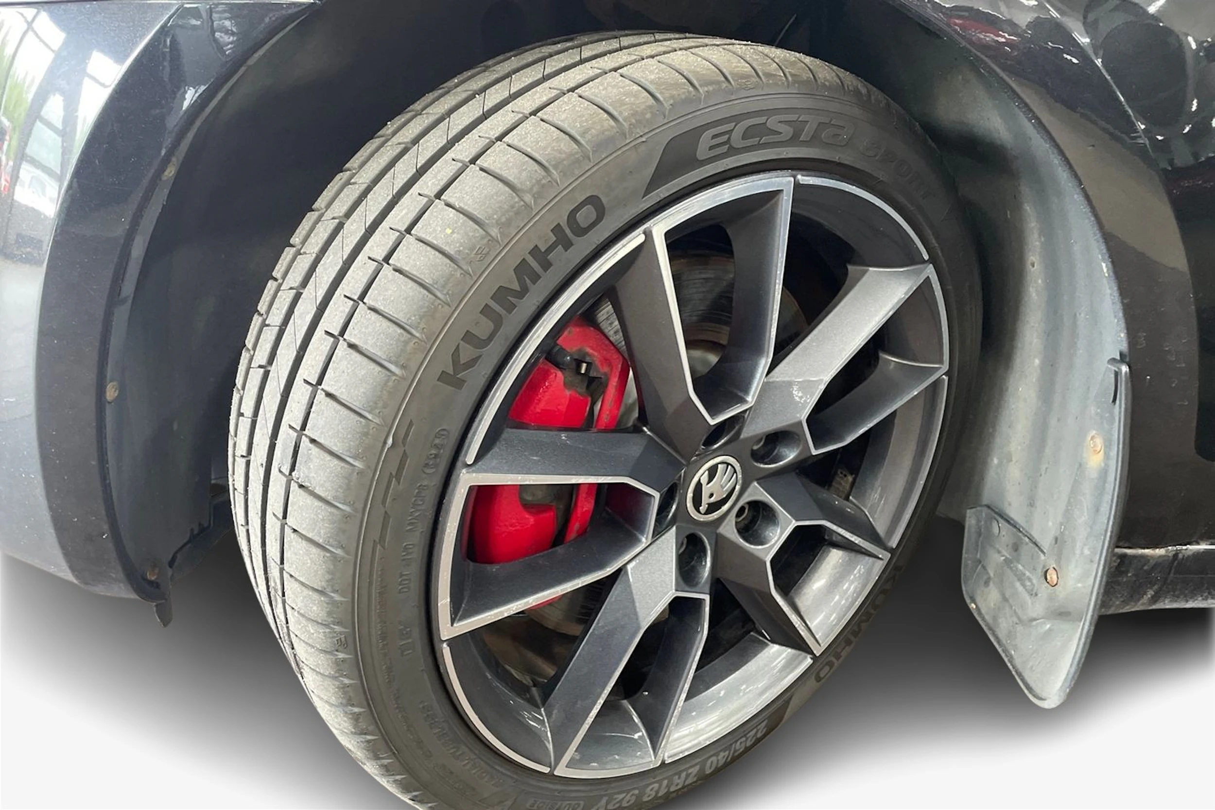 Musta Skoda OCTAVIA 2015 kuva 9.
