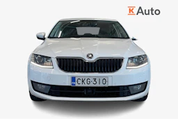 valkoinen Skoda Octavia 2015 kuva 4.