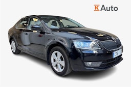 musta Skoda Octavia 2015 kuva 1.