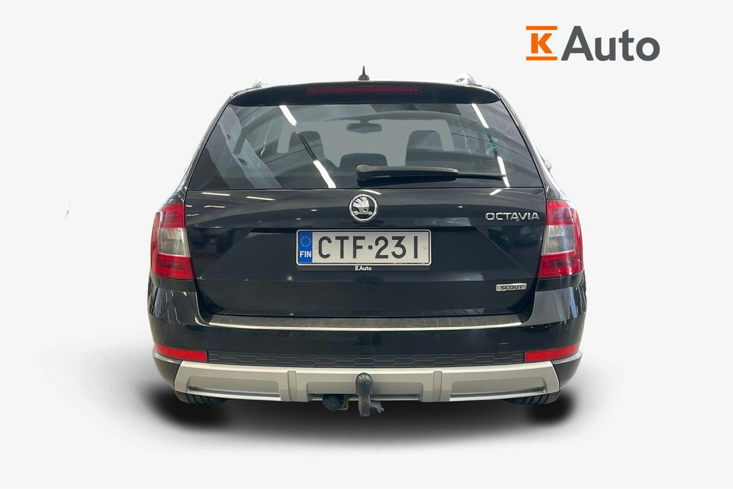 Musta Skoda OCTAVIA 2015 kuva 3.