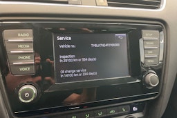 Musta Skoda OCTAVIA 2015 kuva 20.